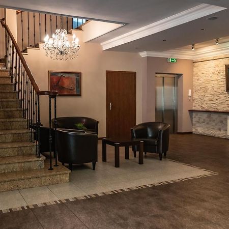 Prima Aparthotel Puławy Buitenkant foto